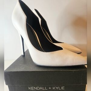 Kendall + Kylie "Abi" White Pointed Toe Pumps